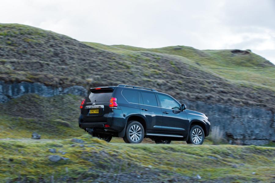  Toyota Land Cruiser Prado (150) 2018 года  (UK) (фото 3 из 40)